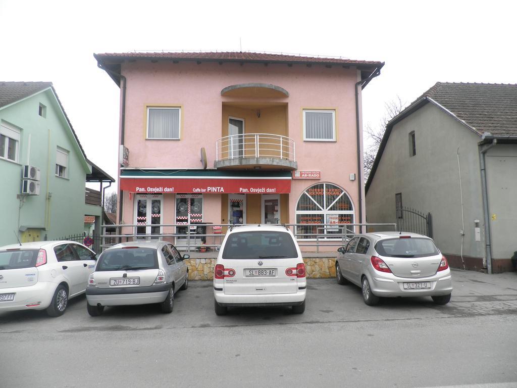 Guest House Pinta Slatina  外观 照片